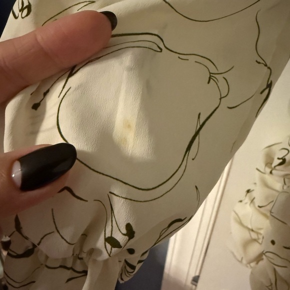 Casual Cream Off-Shoulder Dress - Picture 4 of 4